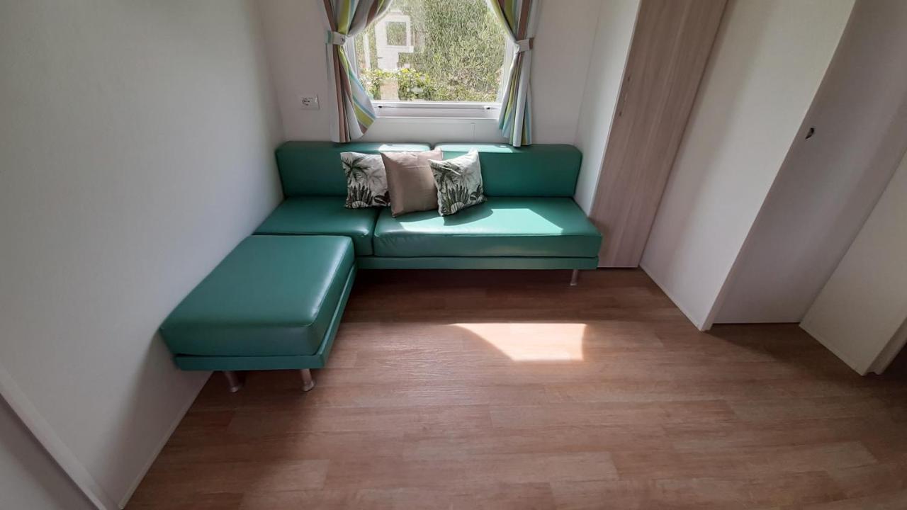 Mobile Homes Kamp Maslina, ビオグラード・ナ・モル エクステリア 写真